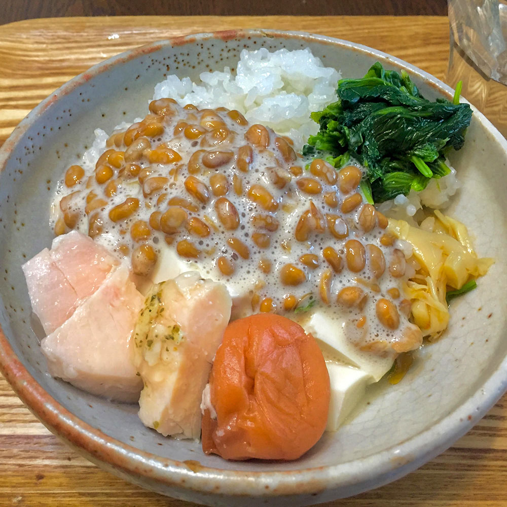 ふわふわミルク納豆とうふ丼